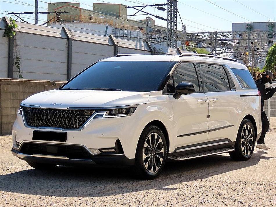 Kia Carnival — photo 02
