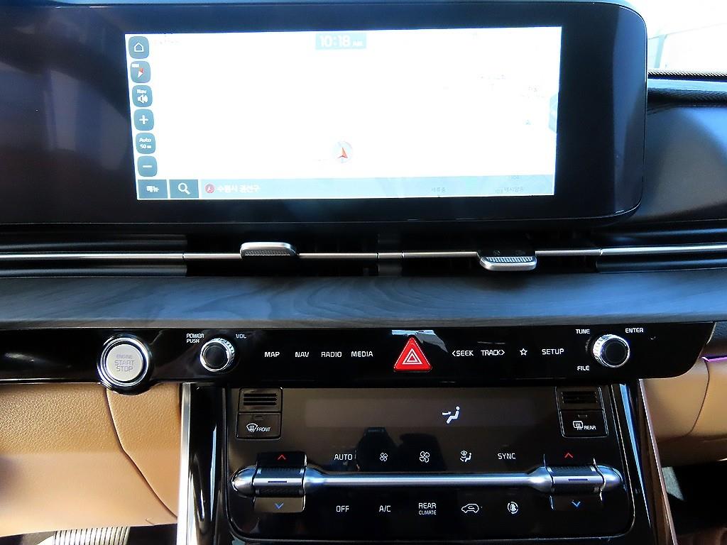 Kia Carnival — photo 13