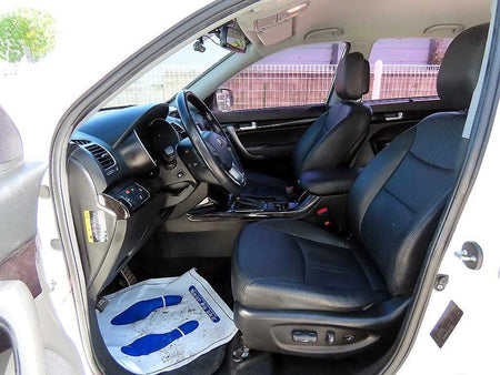 Kia Sorento — photo 05