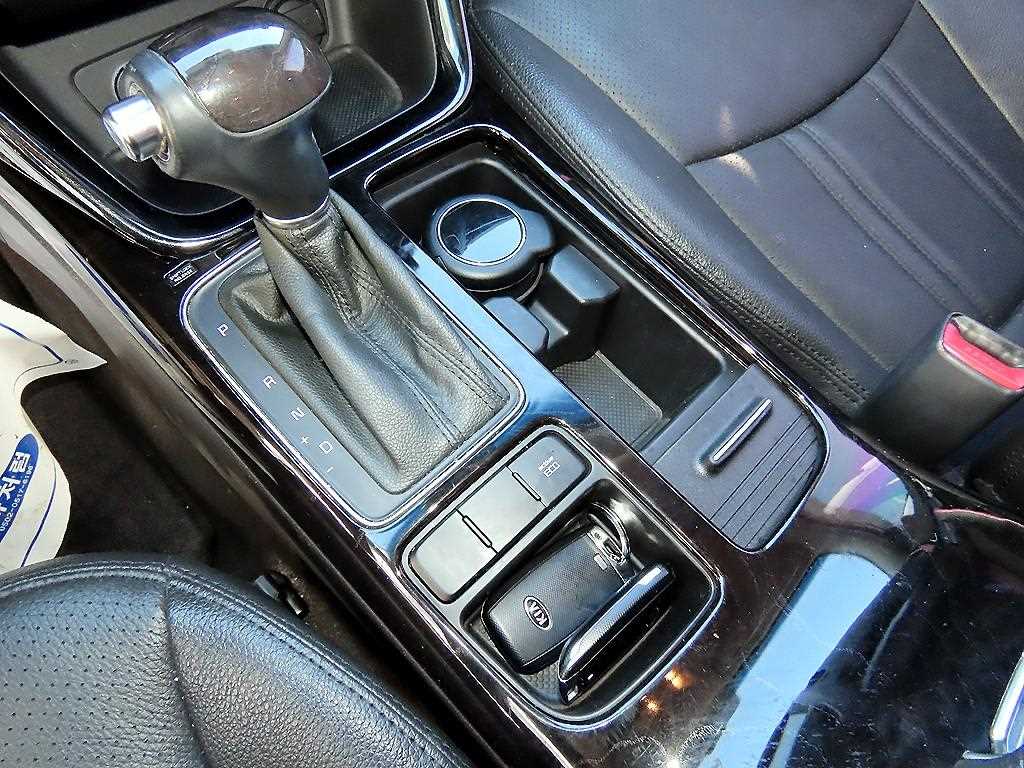 Kia Sorento — photo 10