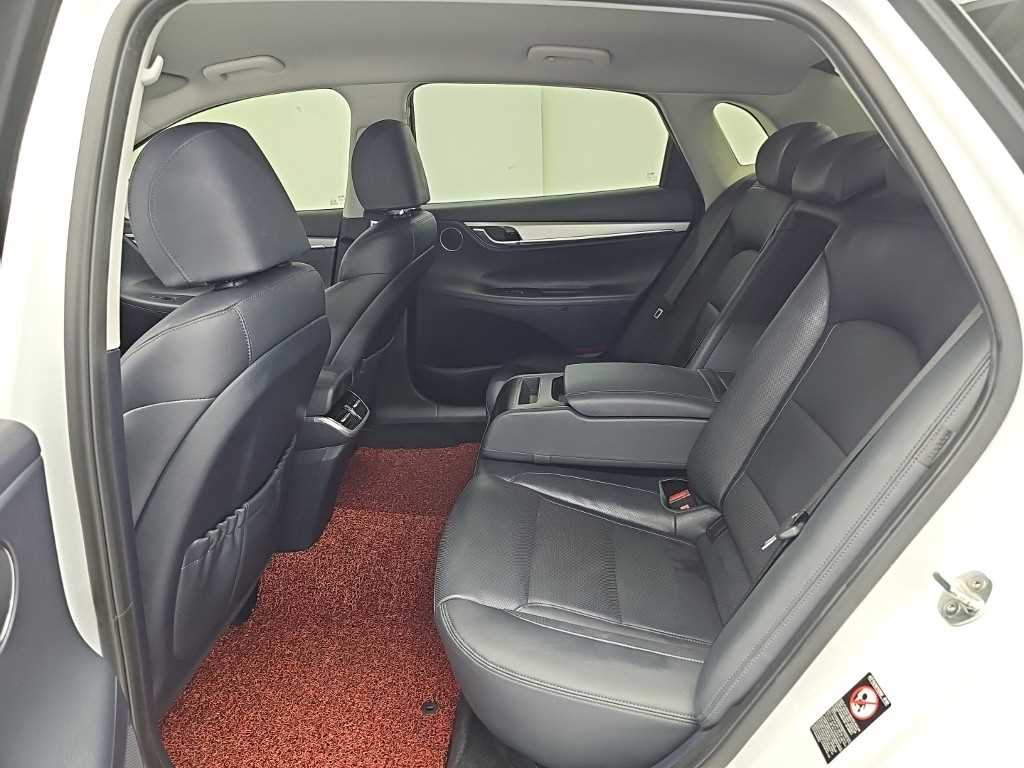 Hyundai Grandeur — photo 12