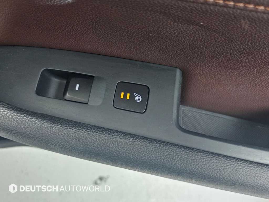 Hyundai Sonata — photo 16