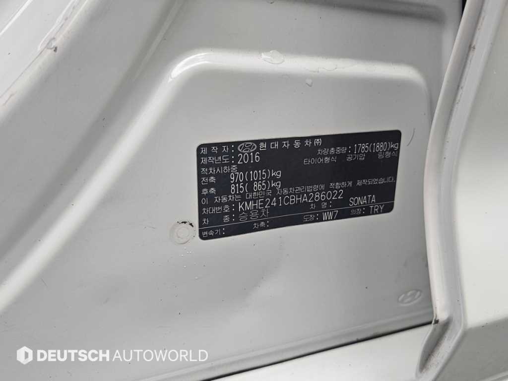 Hyundai Sonata — photo 20