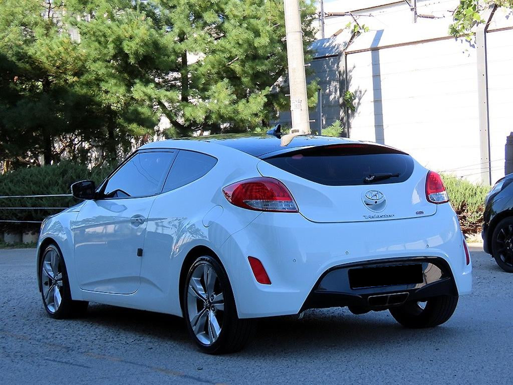 Hyundai Veloster — photo 03