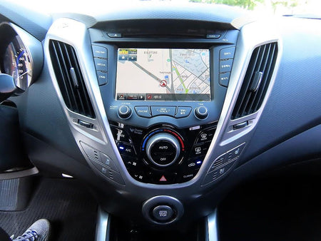 Hyundai Veloster — photo 13