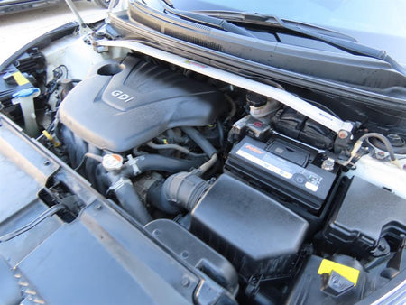 Hyundai Veloster — photo 18