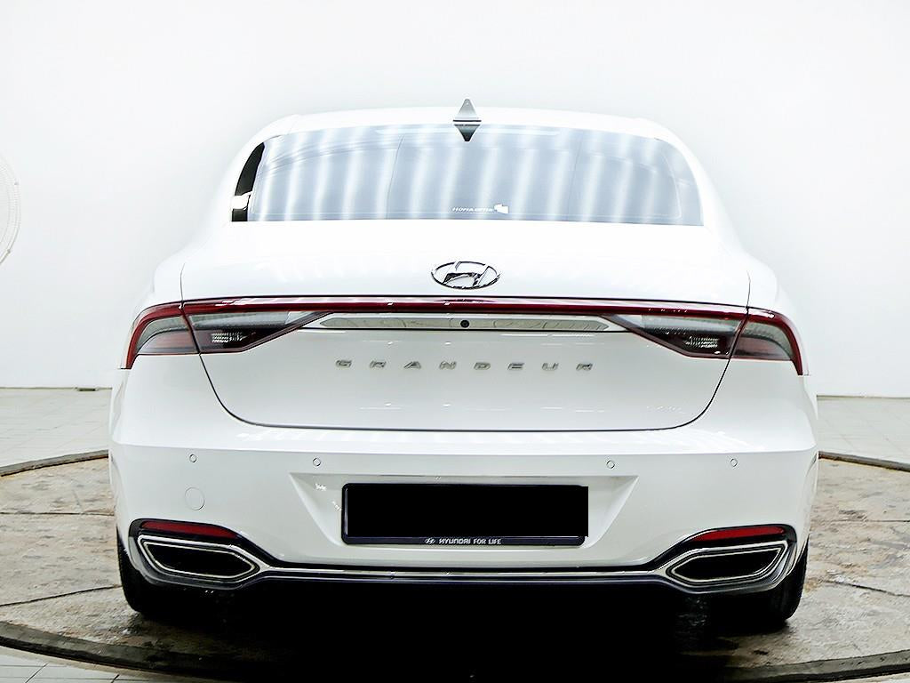 Hyundai Grandeur — photo 03