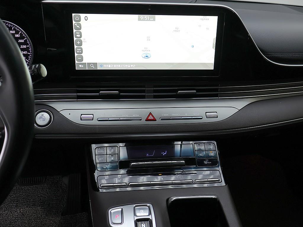 Hyundai Grandeur — photo 09