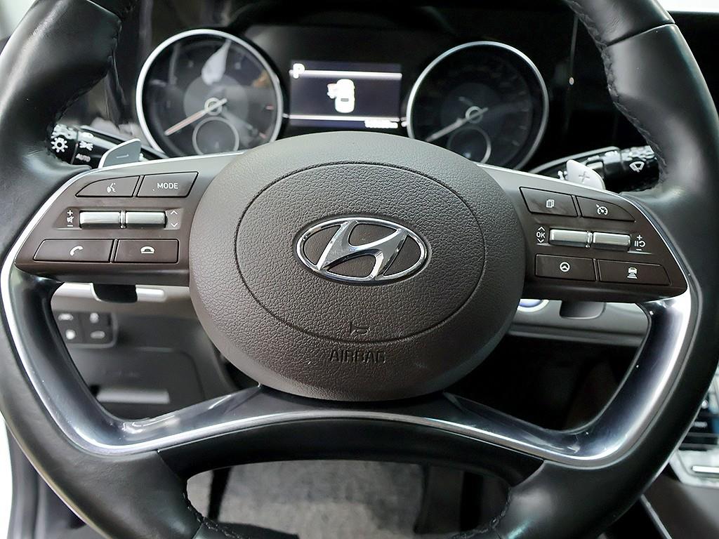 Hyundai Grandeur — photo 14