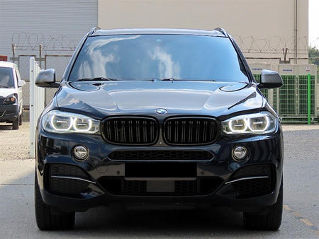 BMW X5 — photo 01