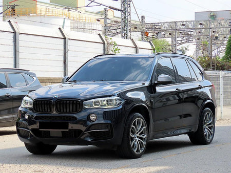 BMW X5 — photo 02