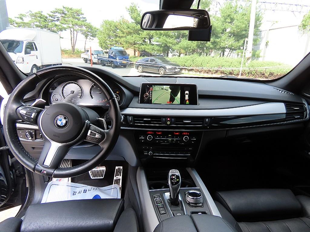 BMW X5 — photo 07