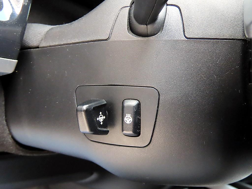 BMW X5 — photo 13