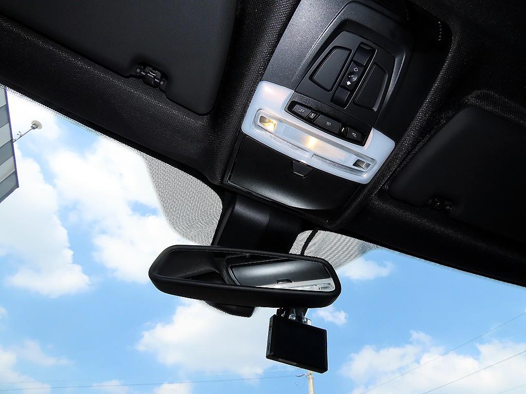 BMW X5 — photo 15