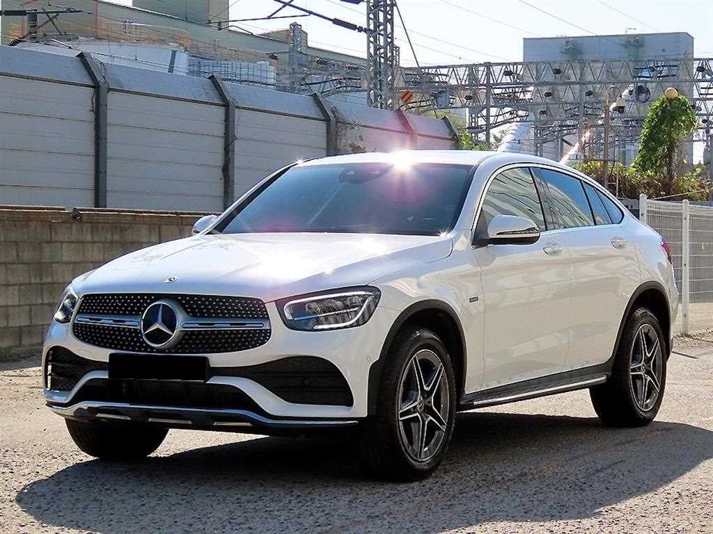 Mercedes-Benz GLC-Class — photo 02