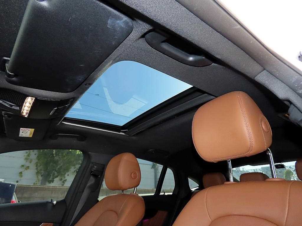 Mercedes-Benz GLC-Class — photo 17