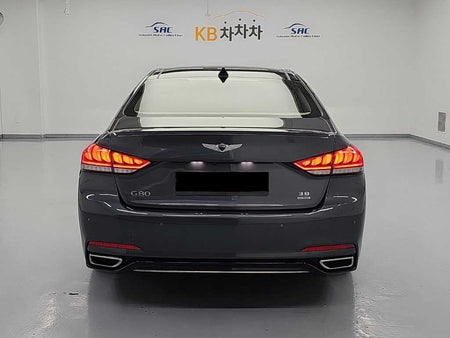 Genesis G80 — photo 03