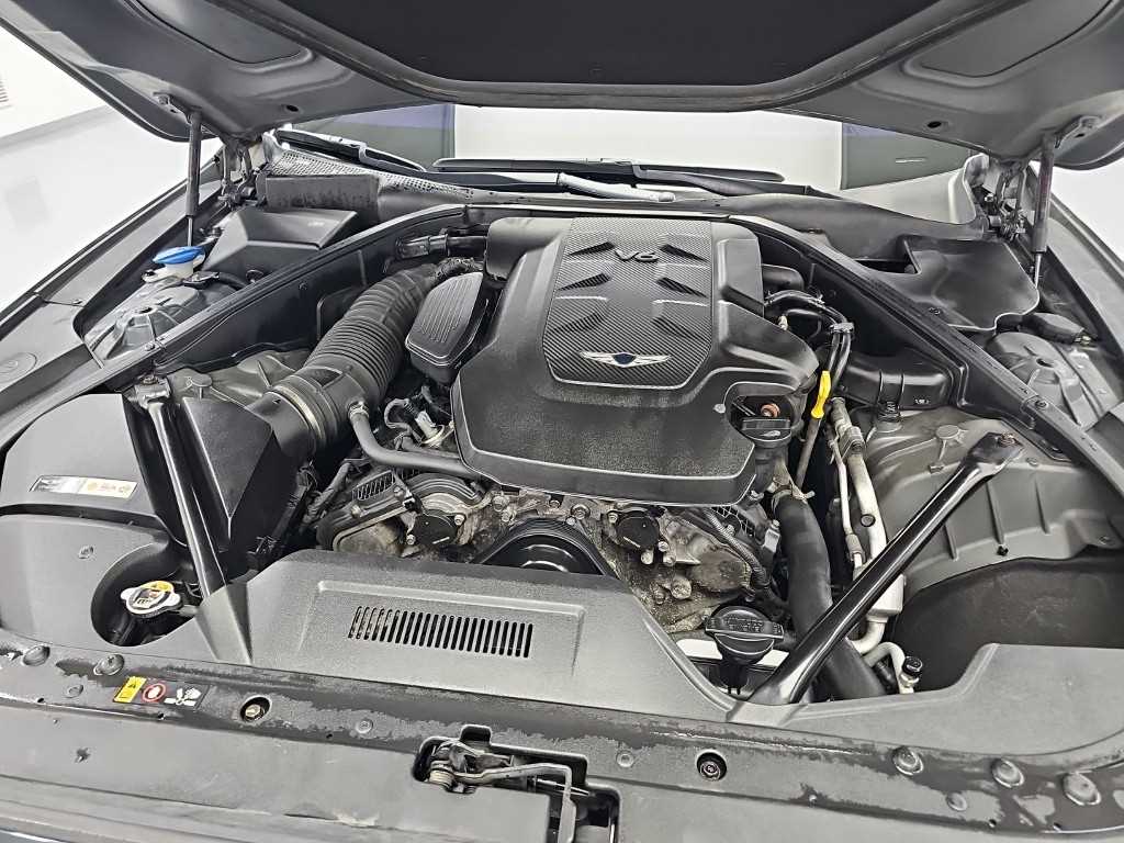 Genesis G80 — photo 05