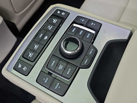Genesis G80 — photo 14