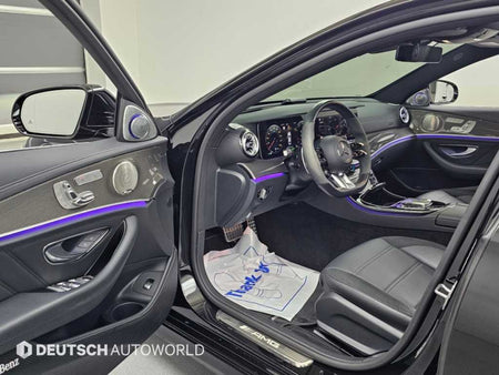 Mercedes-Benz E-Class — photo 11