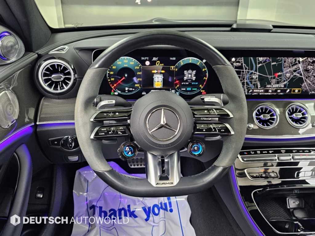 Mercedes-Benz E-Class — photo 13