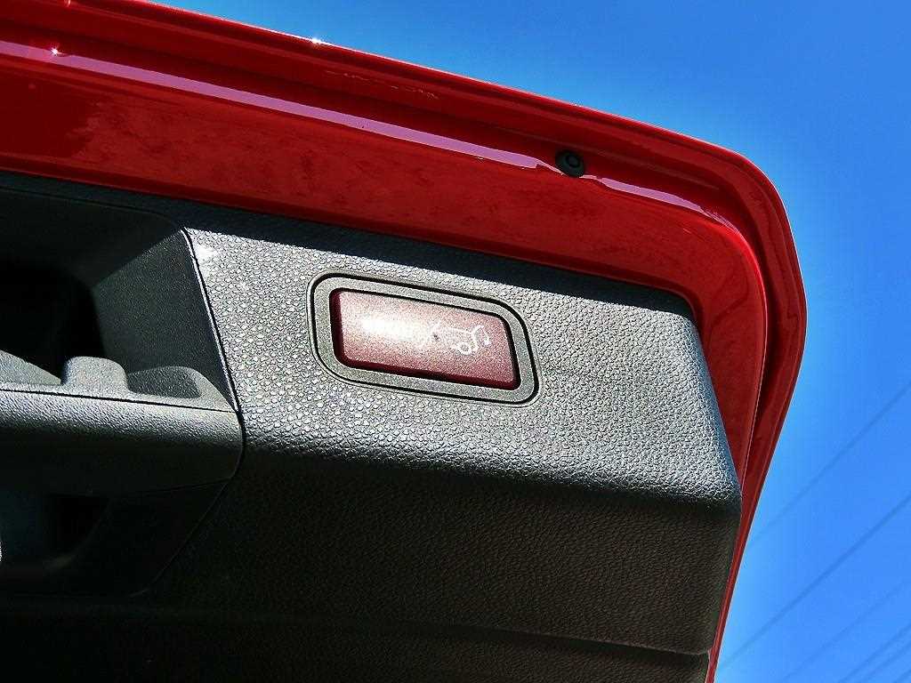 Mercedes-Benz GLK-Class — photo 15
