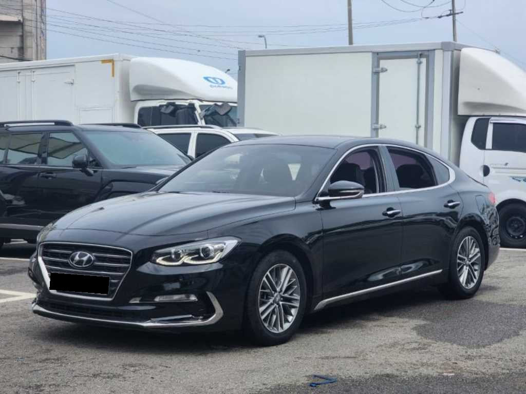 Hyundai Grandeur — photo 01