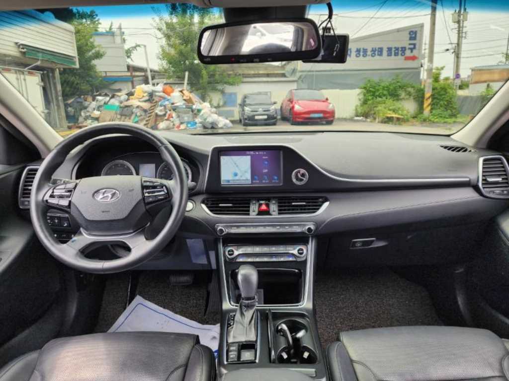 Hyundai Grandeur — photo 06