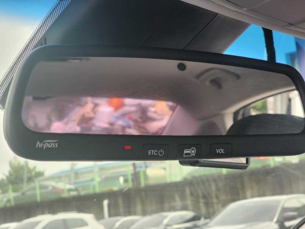 Hyundai Grandeur — photo 15