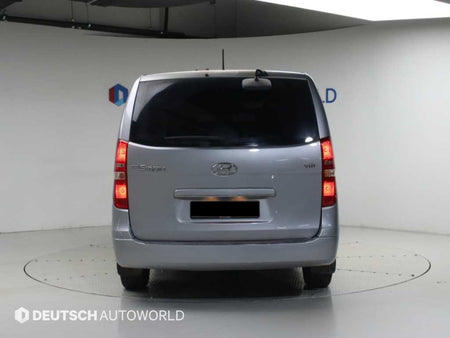 Hyundai Starex — photo 04