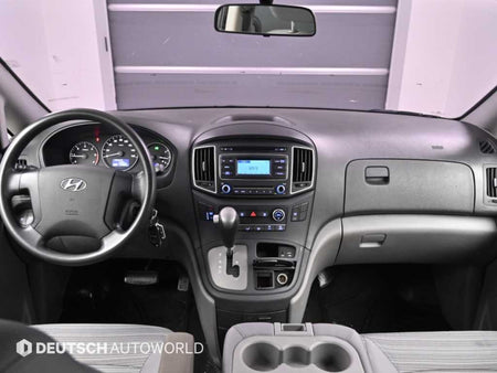 Hyundai Starex — photo 07