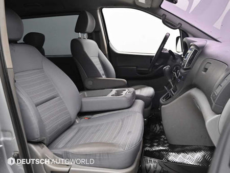 Hyundai Starex — photo 10