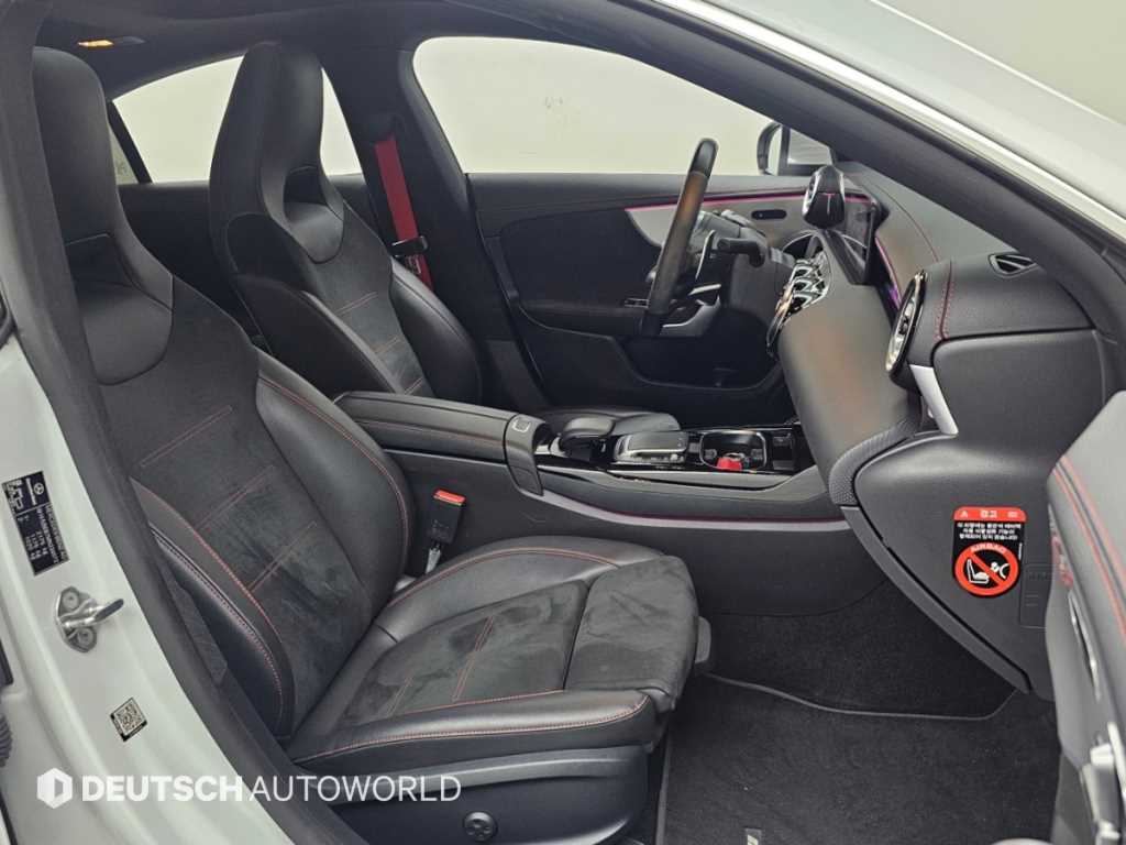 Mercedes-Benz CLA-Class — photo 10