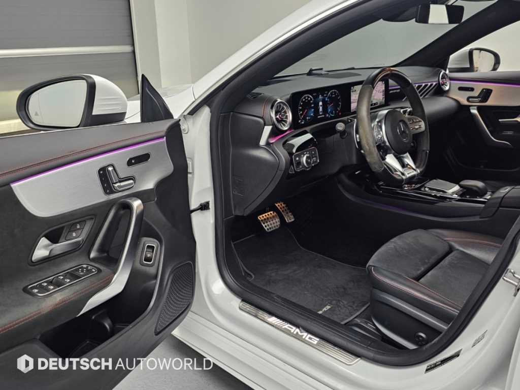 Mercedes-Benz CLA-Class — photo 11