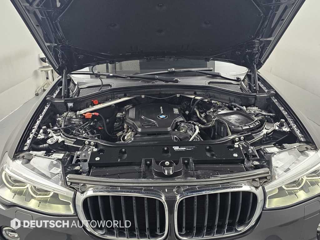 BMW X4 — photo 06
