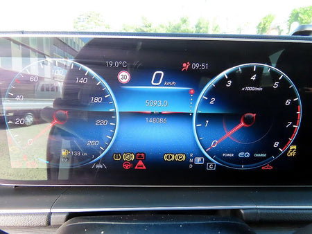Mercedes-Benz GLE-Class — photo 09