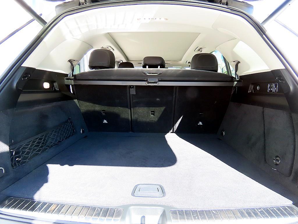 Mercedes-Benz GLE-Class — photo 16