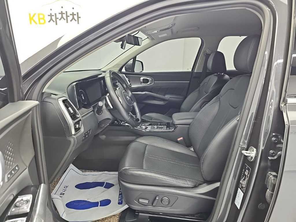 Kia Sorento — photo 11