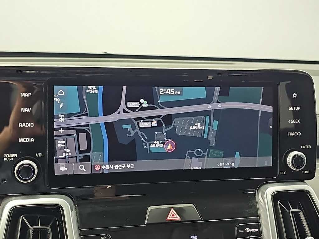 Kia Sorento — photo 15