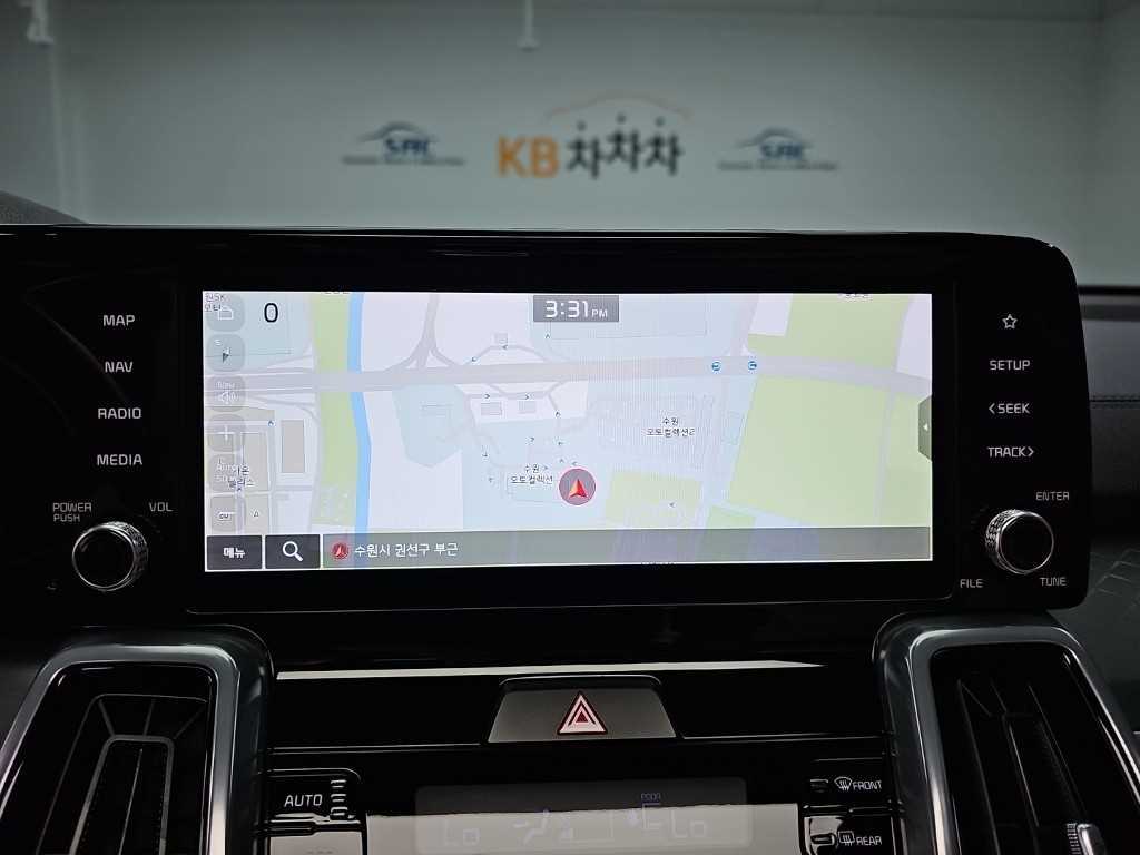 Kia Sorento — photo 16