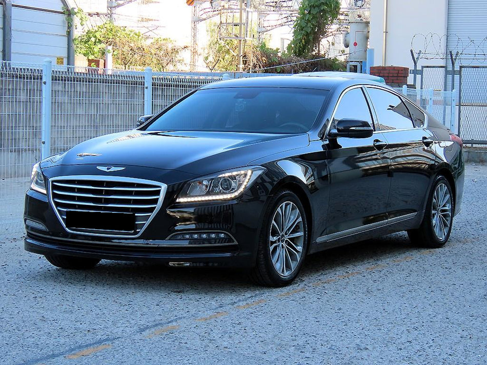 Hyundai Genesis — photo 02