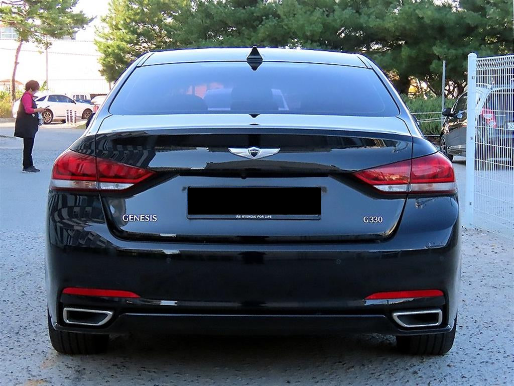 Hyundai Genesis — photo 04