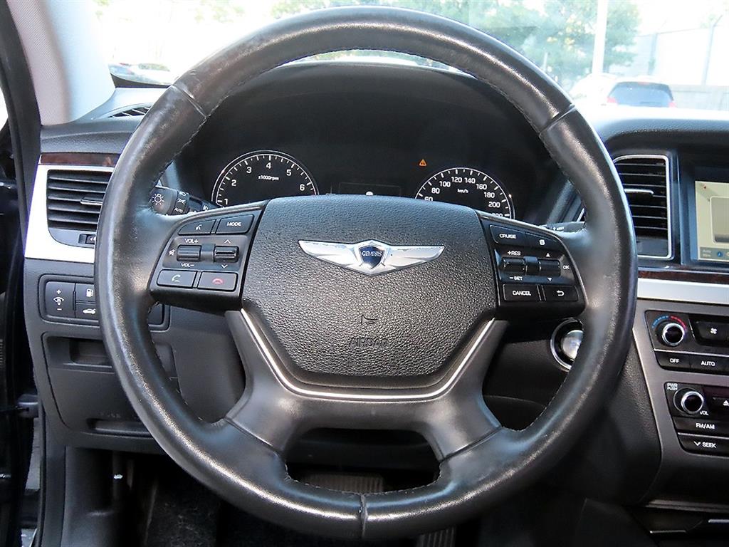 Hyundai Genesis — photo 08
