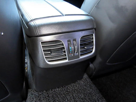 Hyundai Genesis — photo 17