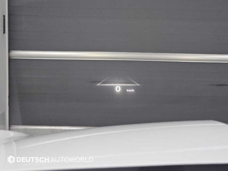 Genesis GV70 — photo 18