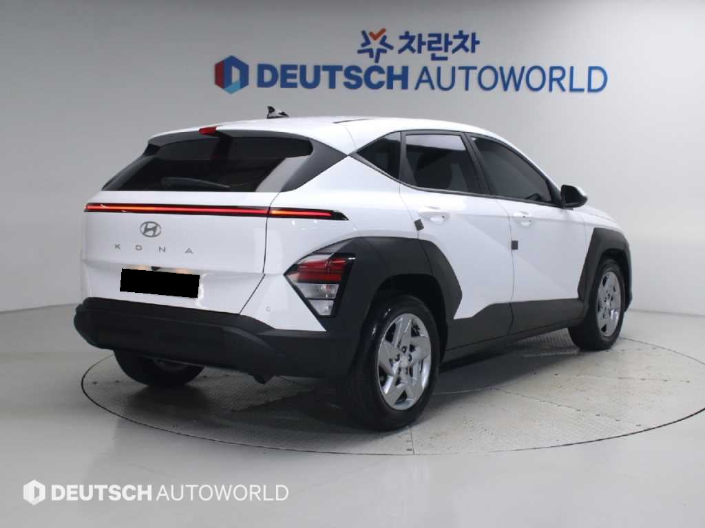 Hyundai Kona — photo 02