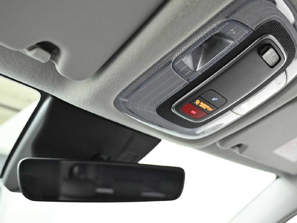 Hyundai Kona — photo 18