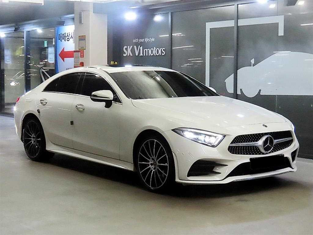 Mercedes-Benz CLS-Class — photo 01