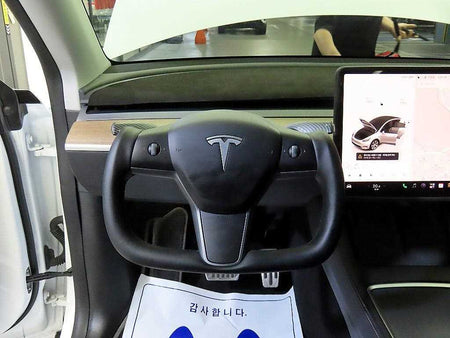 Tesla Model Y — photo 08