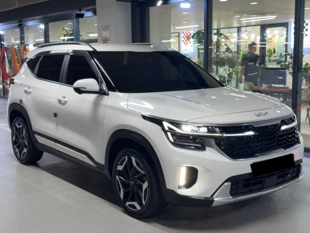 Kia Seltos — photo 02